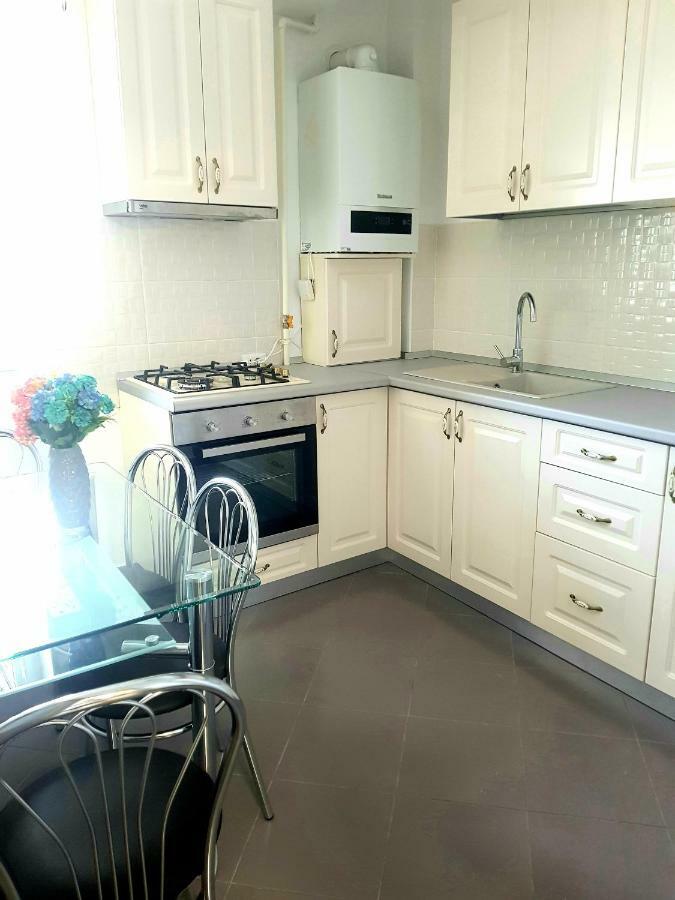 Skyline Rooftop Condos Oradea Luaran gambar