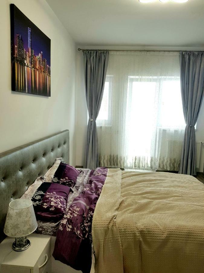 Skyline Rooftop Condos Oradea Luaran gambar