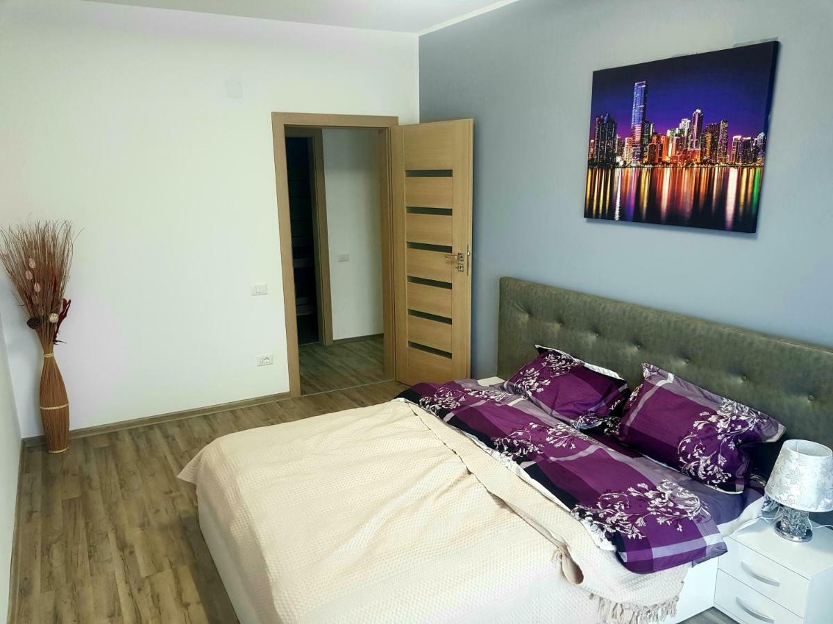 Skyline Rooftop Condos Oradea Luaran gambar